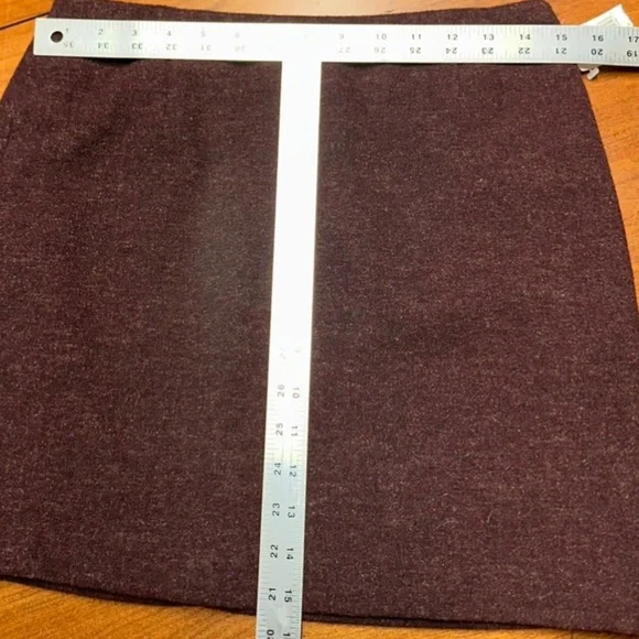 GAP Women’s Wool Linen Blend Burgundy Mini Skirt ~ Size 8 ~ NWT - Picture 6 of 6
